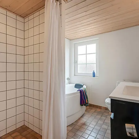 Rummeligt Med Spa, Aktivitetsrum Og Fantastisk Beliggenhed Taet Pa Vesterhavet Sj1034 בית נופש *